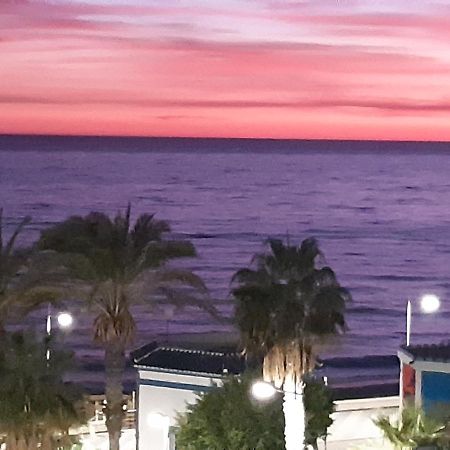 Torrox, Superbe Et Sur La Plage! Exteriér fotografie